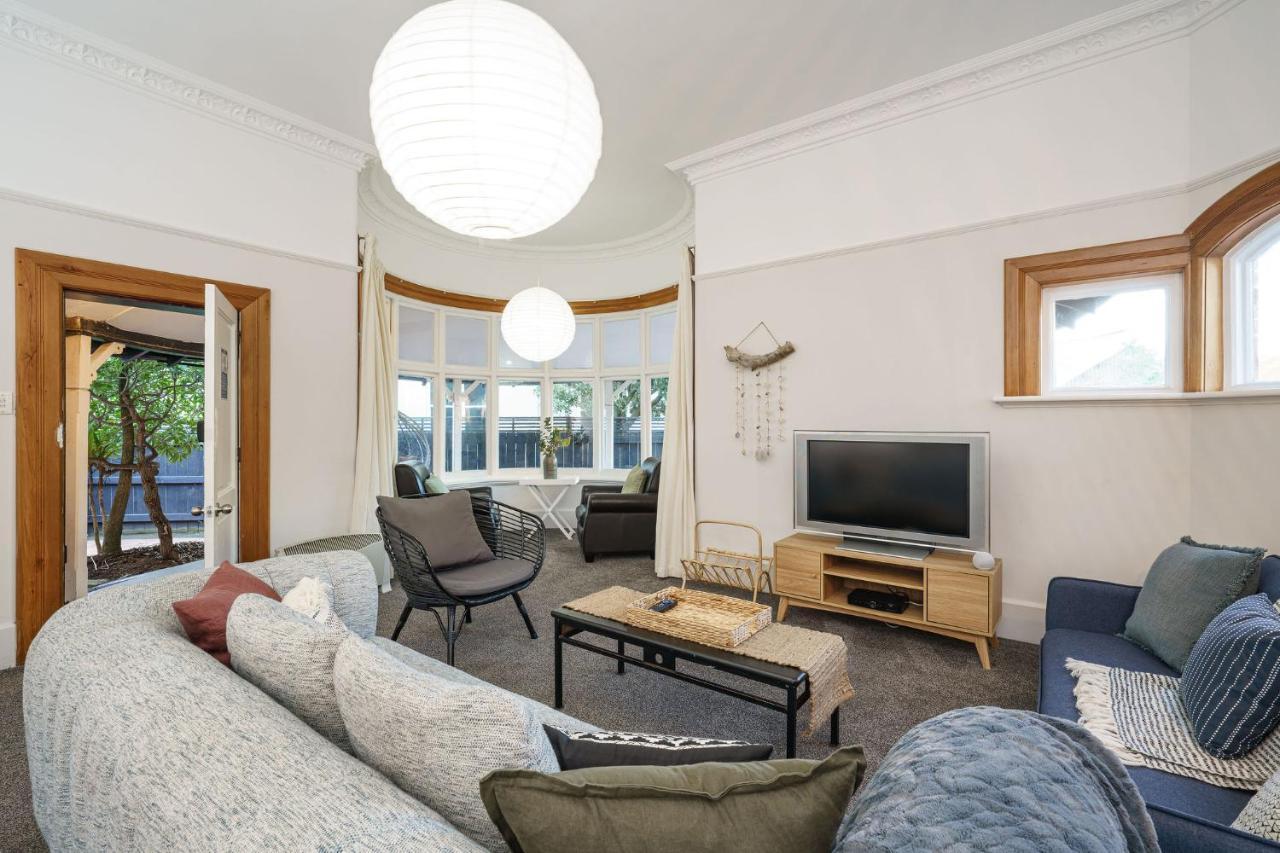Esplanade * Dunedin